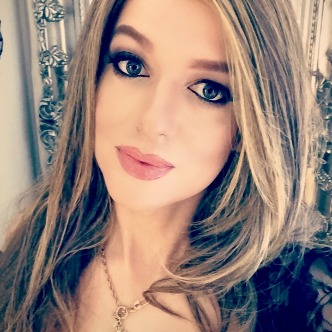 Webcam Chat with LucyWhite