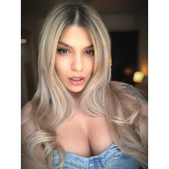 Webcam Chat with Carly